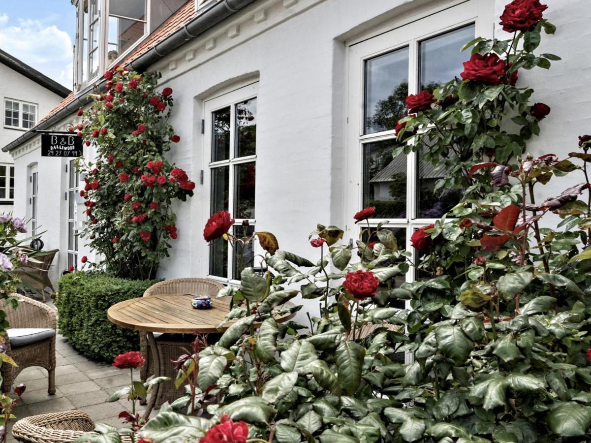 Balliwood Vaerelsesudlejning Ballen  Экстерьер фото